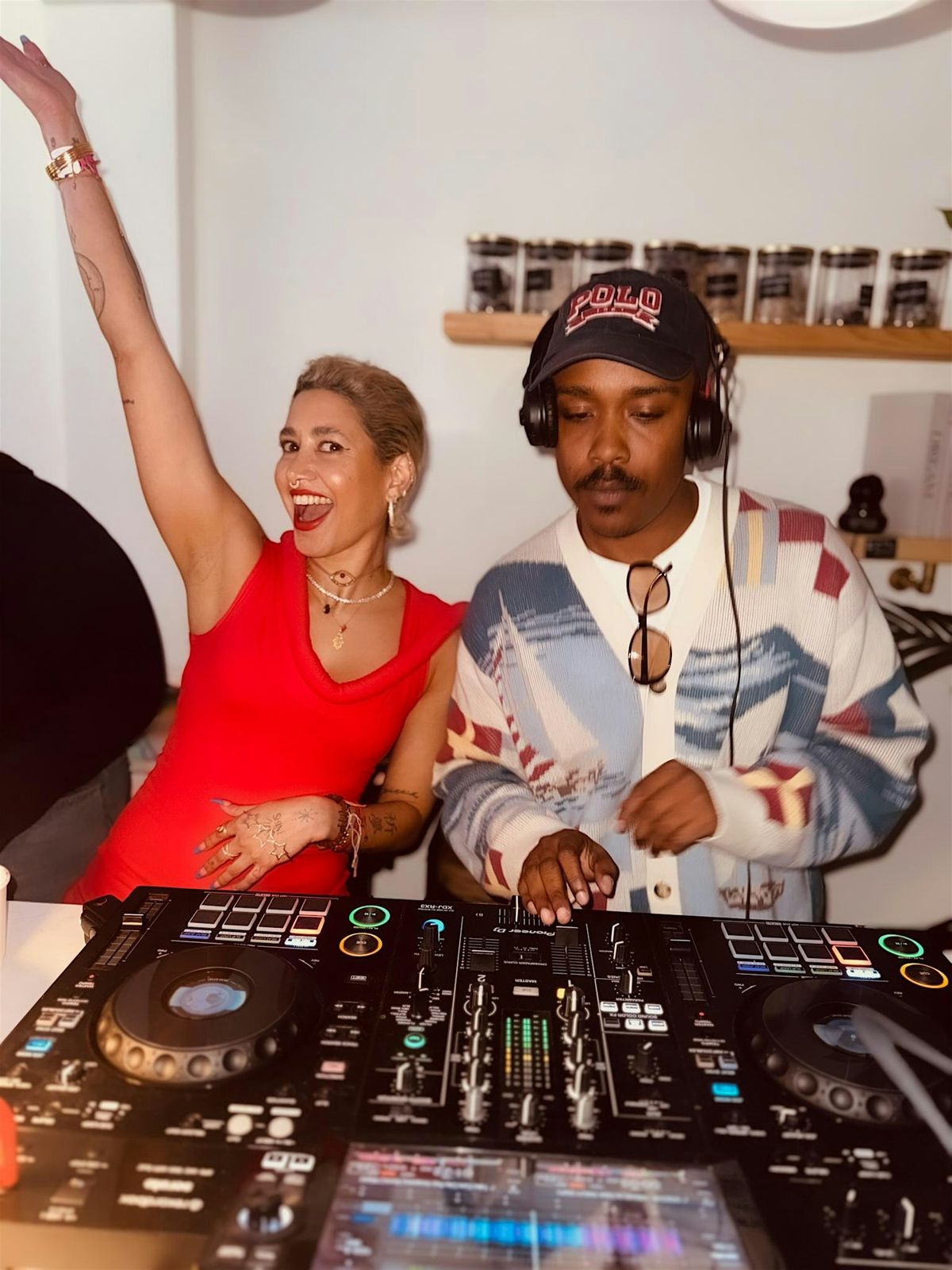 MoonStarr Singles Sober Rave