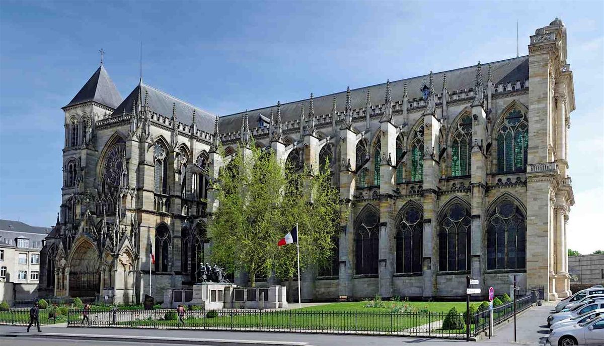 Ch\u00e2lons-en-Champagne Audio Tour: Echoes of Cathedrals, Circus, and Time