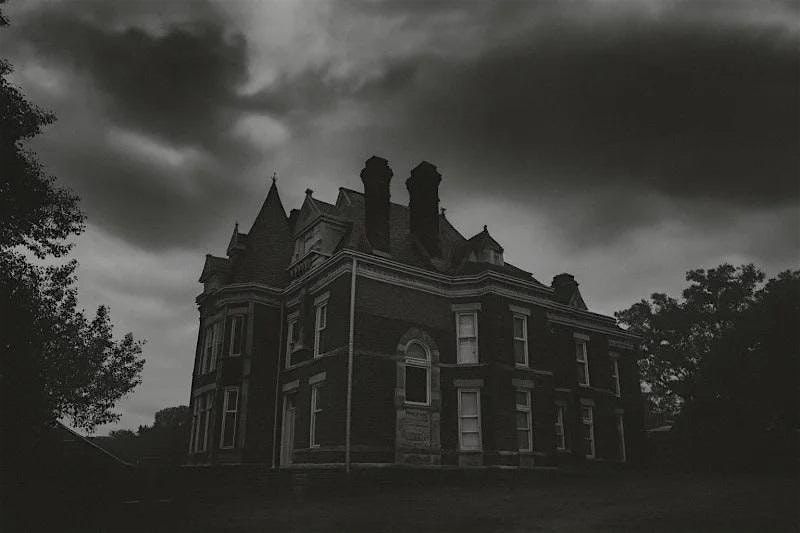 Atchison Ghost Tour: Downtown Atchison Ghost Tour