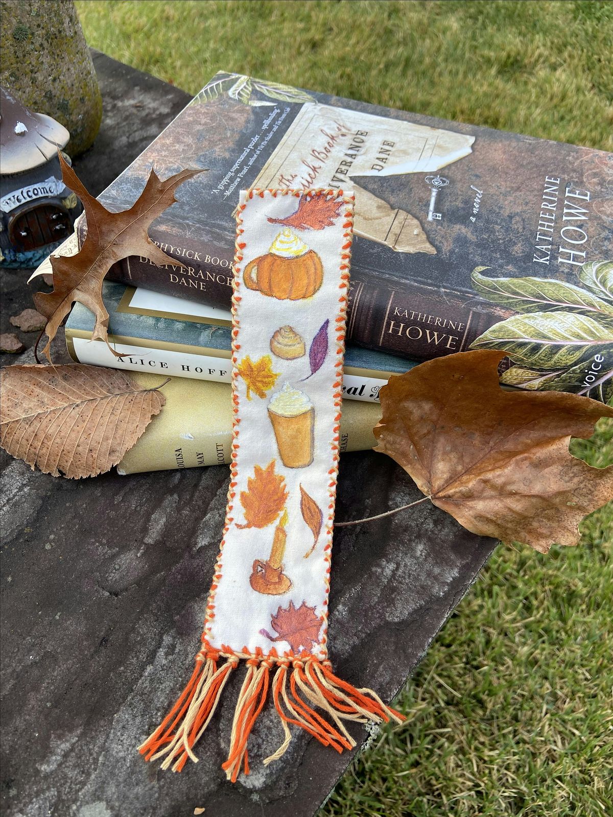 Make a Pumpkin Spice Bookmark while sipping Pumpkin Spice Latte!