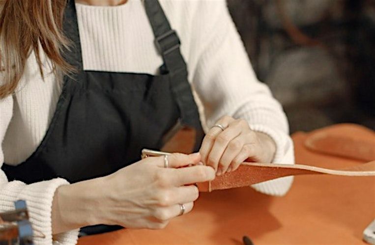 Leather Handcraft Workshop For Women