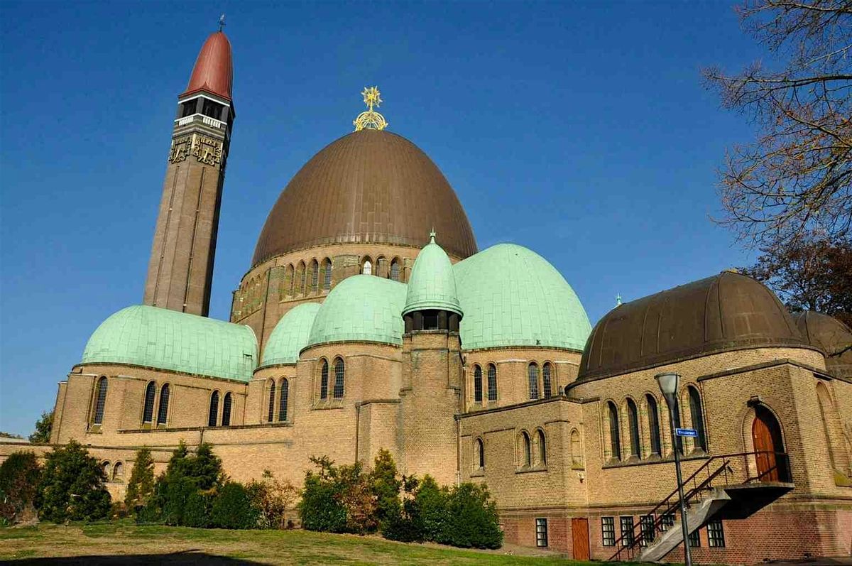 Waalwijk Audio Tour: Soles, Spires & Stories of a Timeless Town