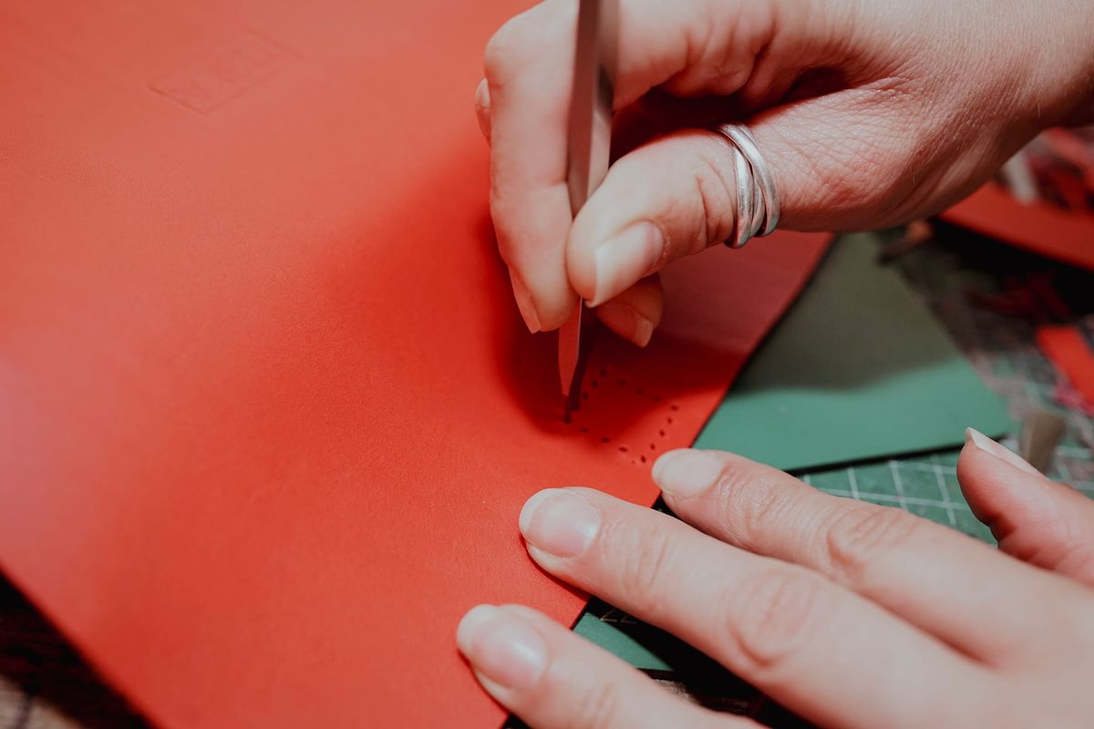 Leatherwork - Refillable Journal Workshop