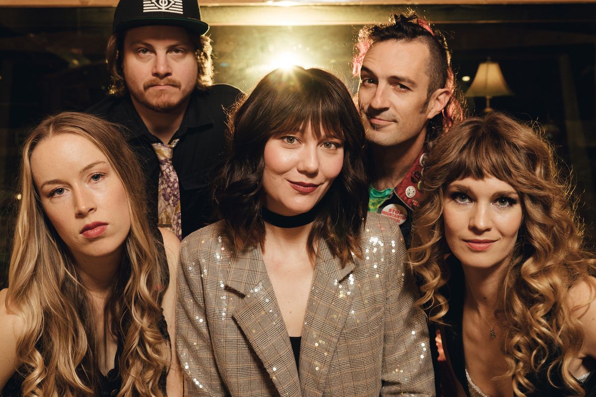 Molly Tuttle & Golden Highway