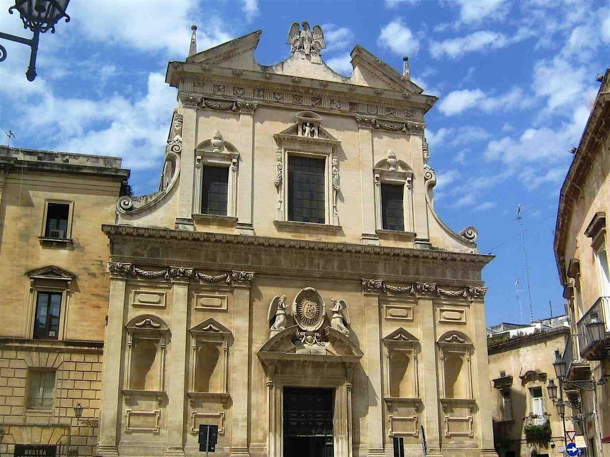 Lecce Audio Tour: Baroque Echoes and Ancient Marvels