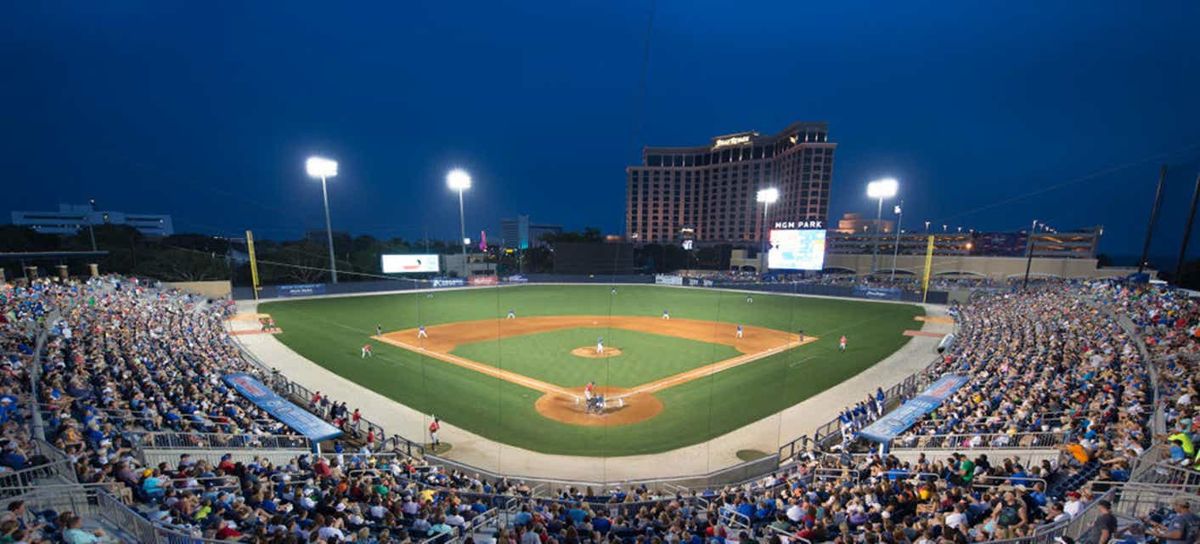 Parking Biloxi Shuckers at Montgomery Biscuits