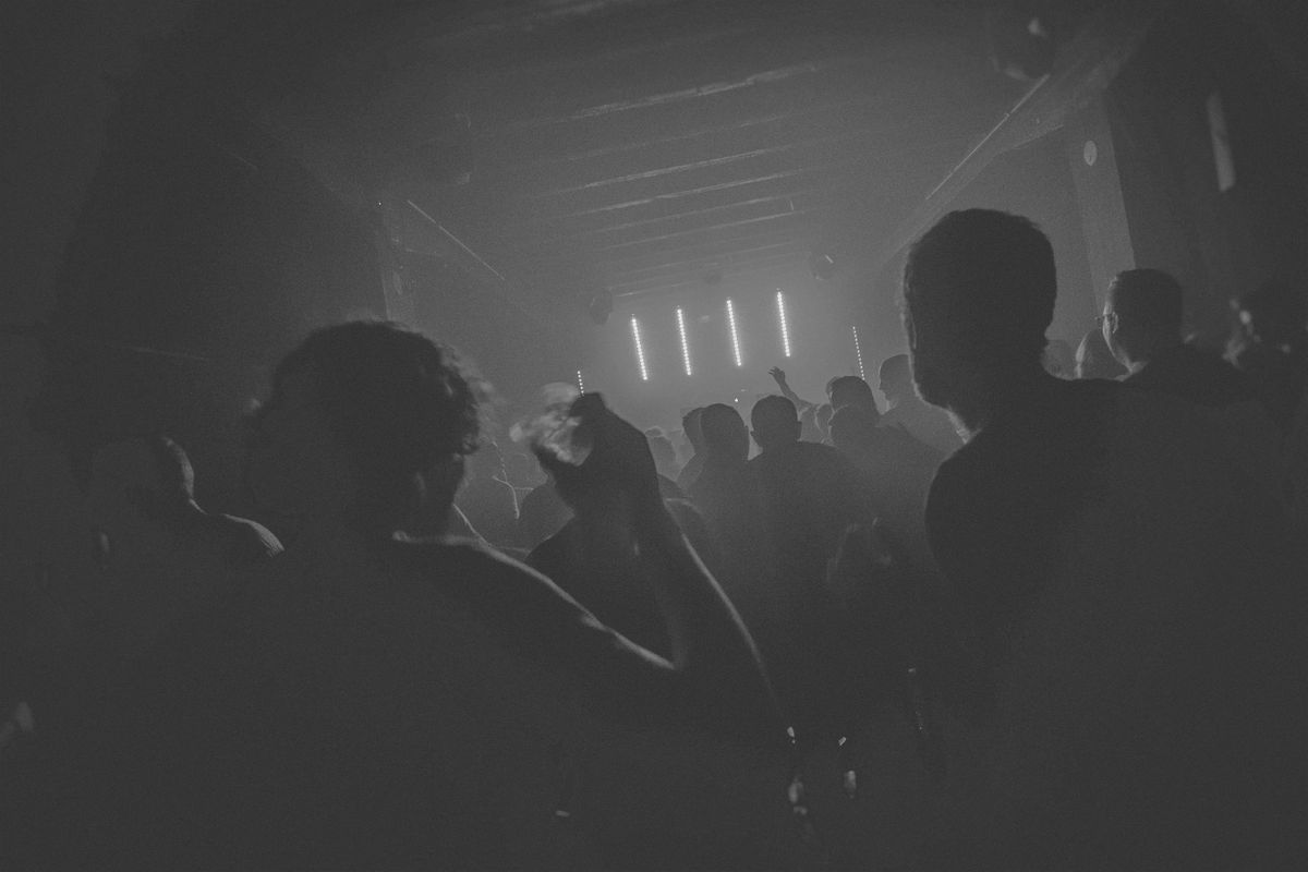 LOW RAIN, Discourse, & split\/shift present: tat\/tunes 001