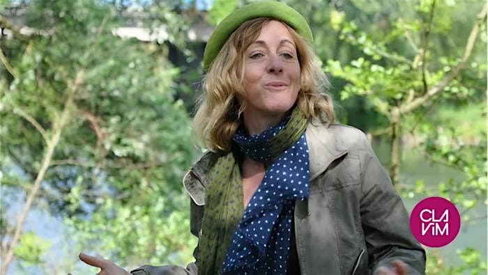 Spectacle : Les contes de sous mon chapeau par Sophie WILHELM
