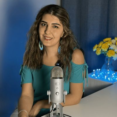 Pari Naaji & Curators Hub