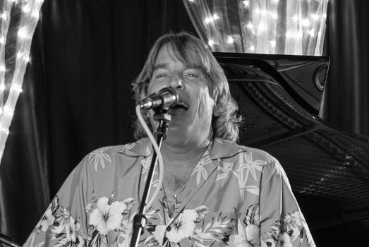 Thursday's with live music from Bill Fredericks!