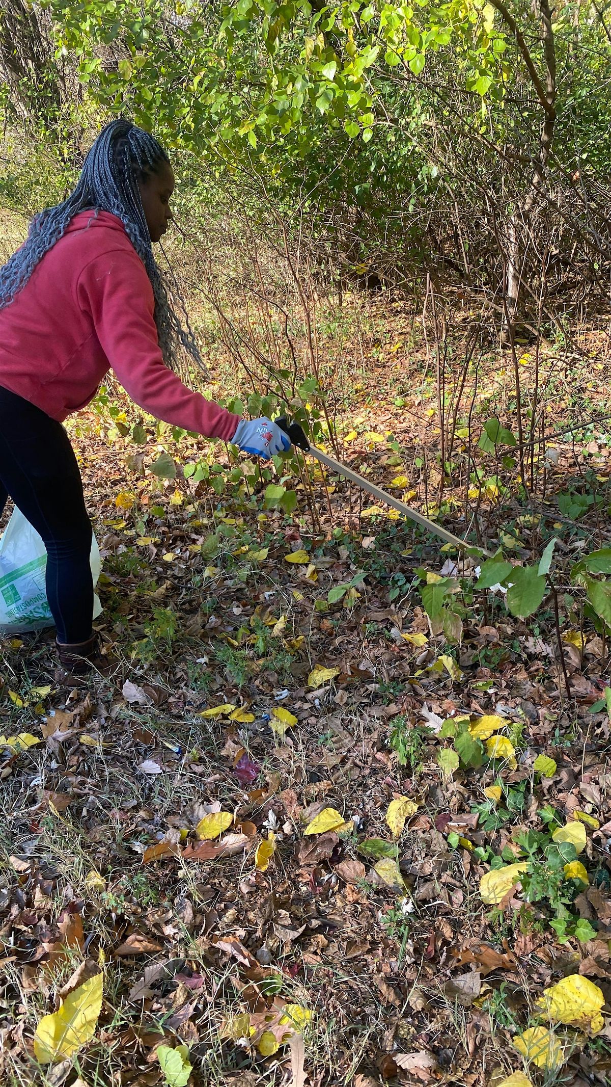 Suitland Parkway Trail Clean Up 2025
