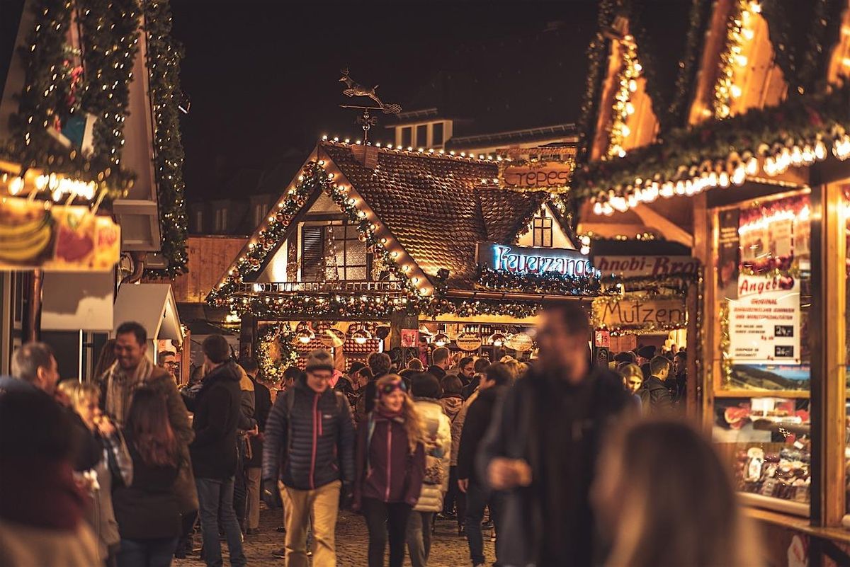 Gl\u00fchweinduft & Lichterkranz: Networking auf dem Weihnachtsmarkt