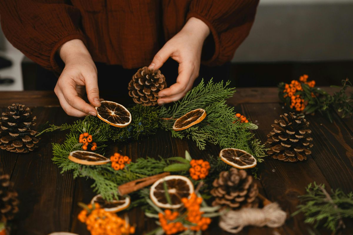 Wreath Making at Widowmaker Brewing