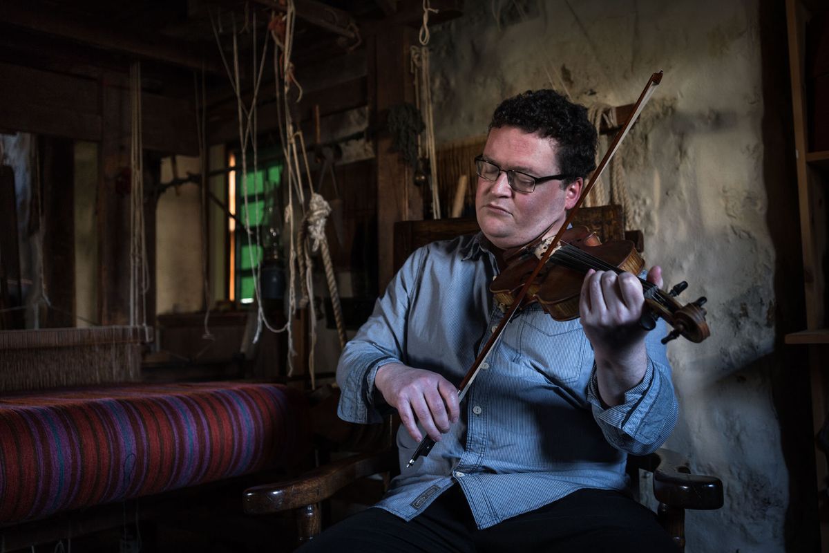 Alastair Savage: The Fiddle Music of Scotland