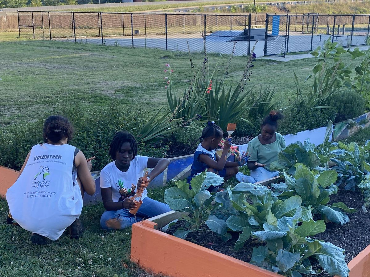 Discover your green thumb - Volunteer at Hopkins Gardens