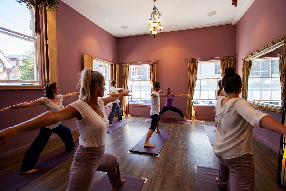 Unity Yoga Teacher Training (300hrs)