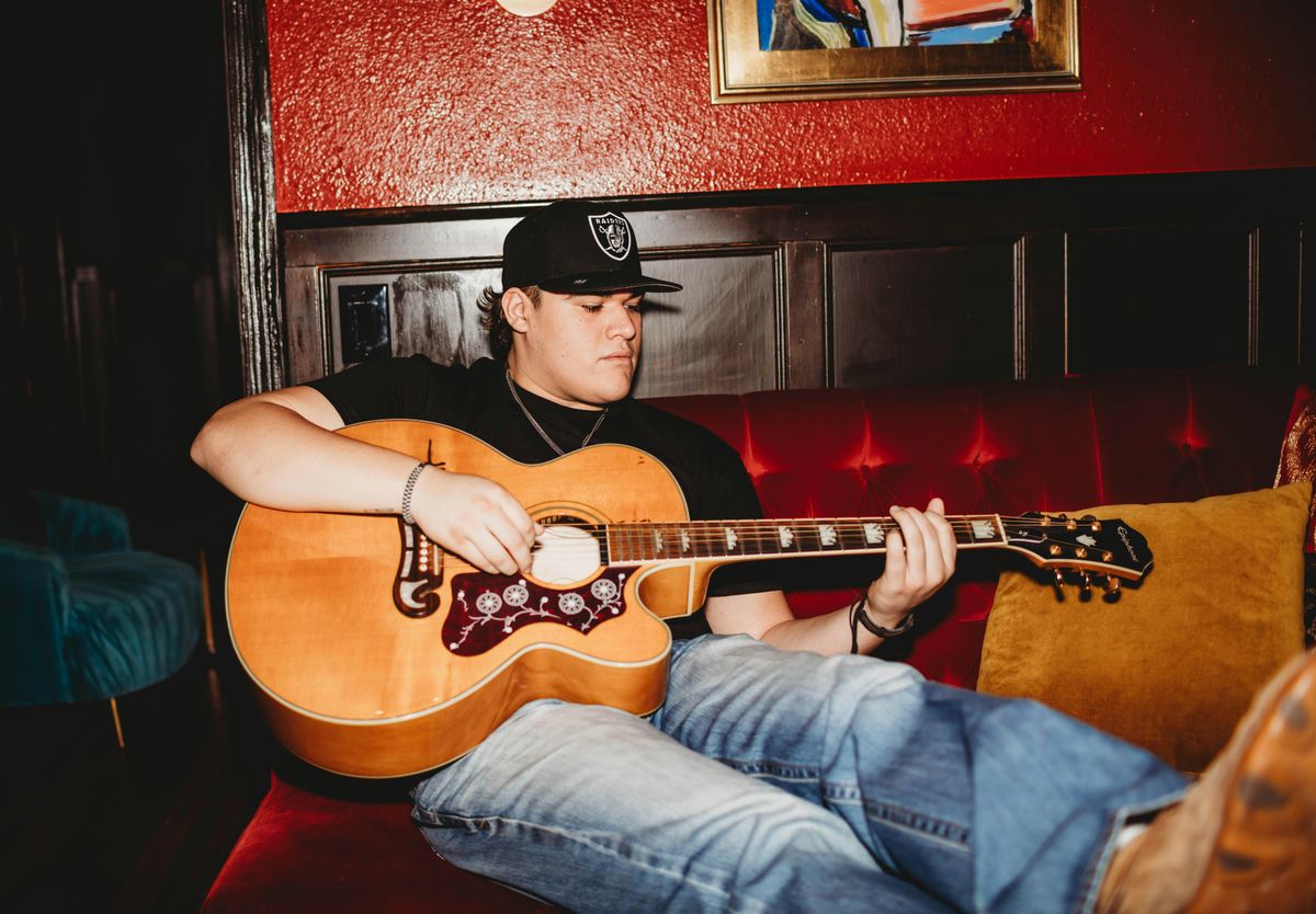 Devin Michaels