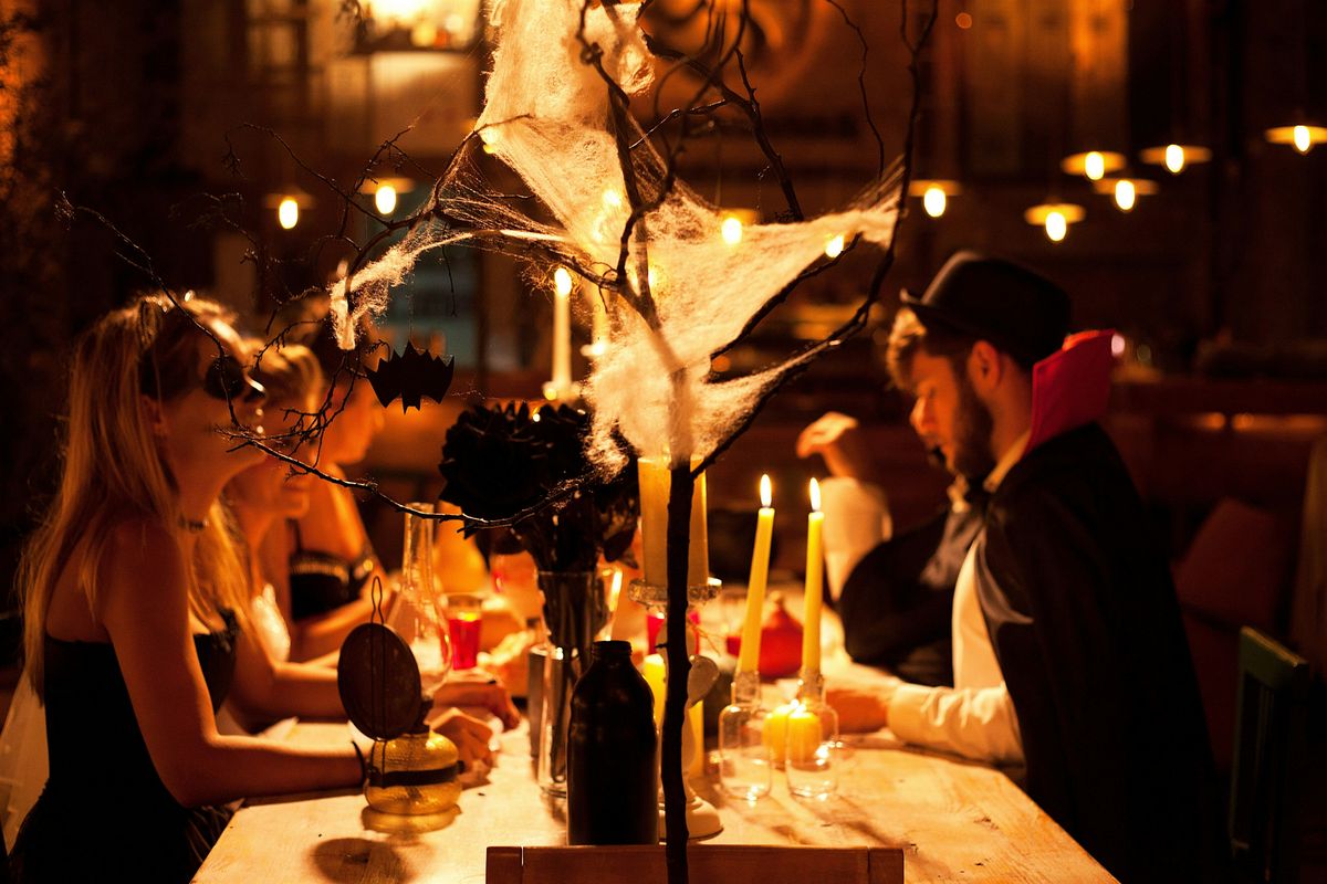 l'escale's Masquerade Soir\u00e9e