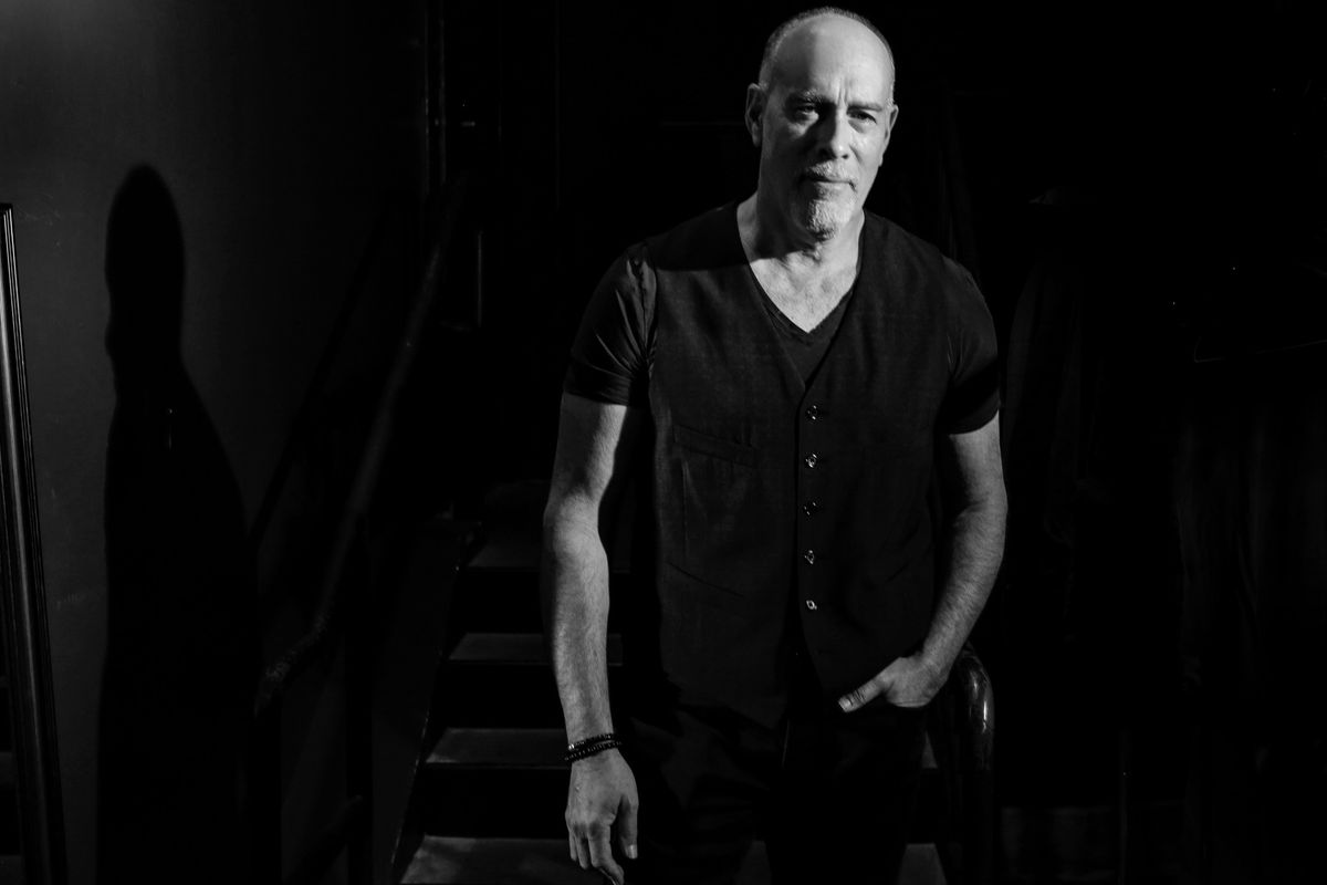 Marc Cohn (seated show)