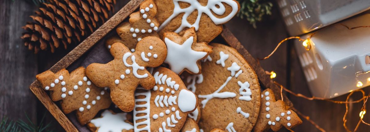 One Day Workshop: Holiday Dessert Decorating