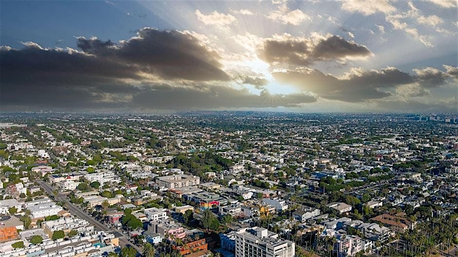 A Date Night Adventure! - Beachfront Bliss in Santa Monica