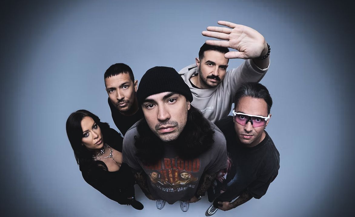 Parking - Fit For A King with Make Them Suffer