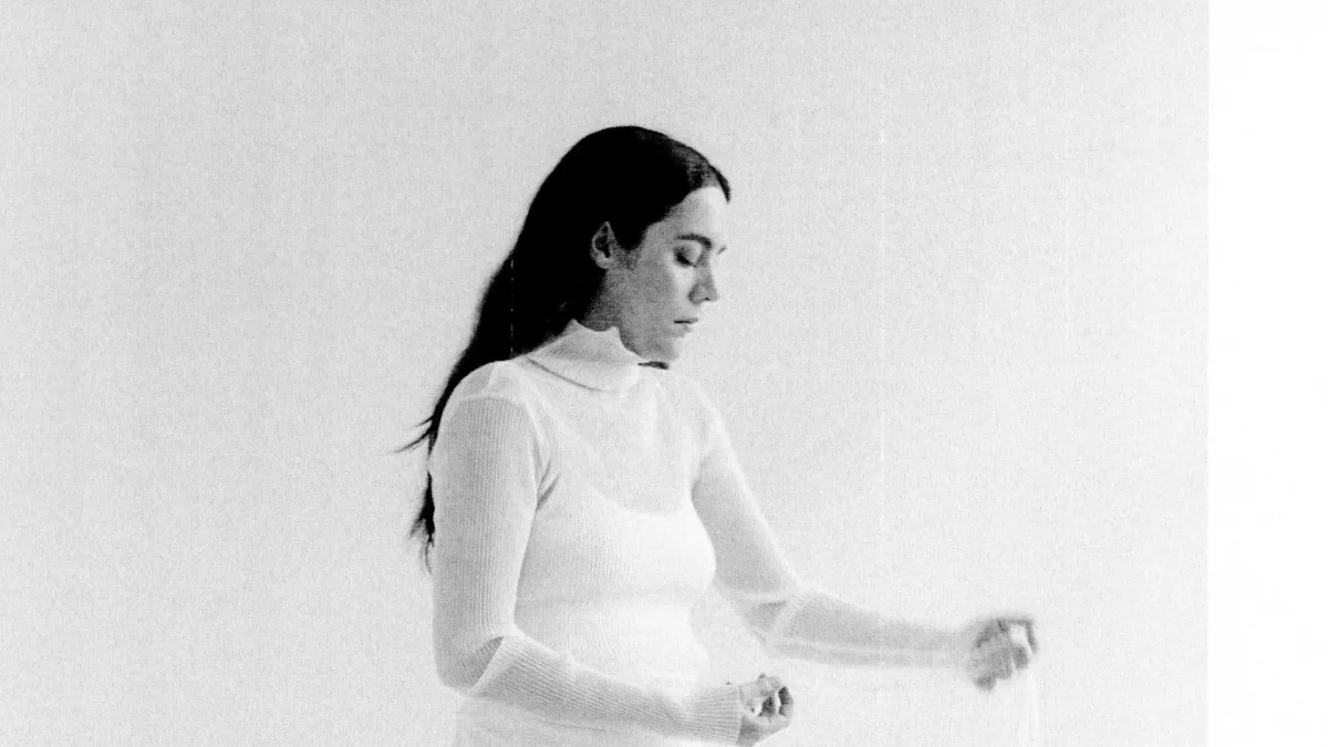 Valeria Castro in London