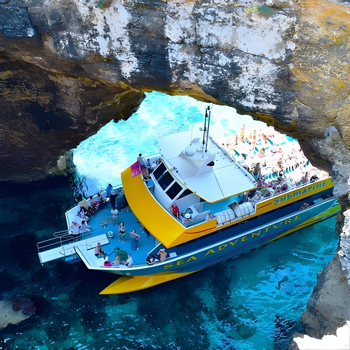 Comino Island: including Blue Lagoon, Crystal Lagoon & sea caves