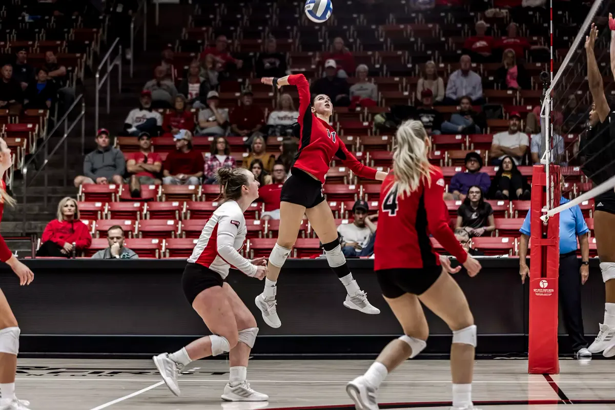 Southern Utah Thunderbirds at Seattle U Redhawks Womens Volleyball