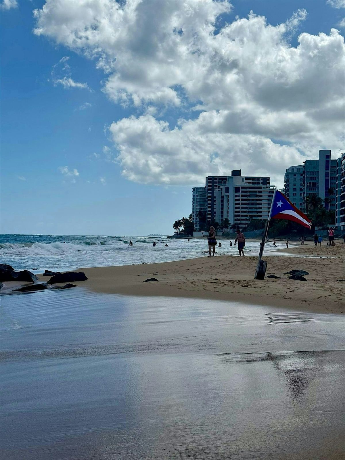 Bilingual Yoga en la Playa