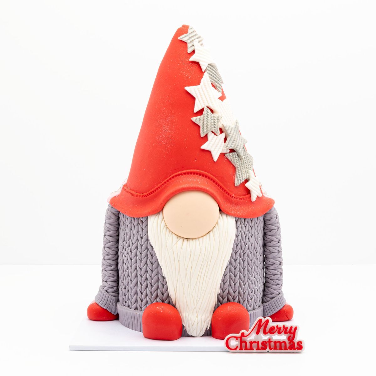 Hanging with my Gnomies - Beginner Fondant