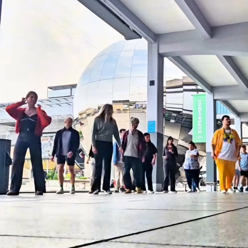 Learn how to dance Cumbia Sonidera [ Mexico ]