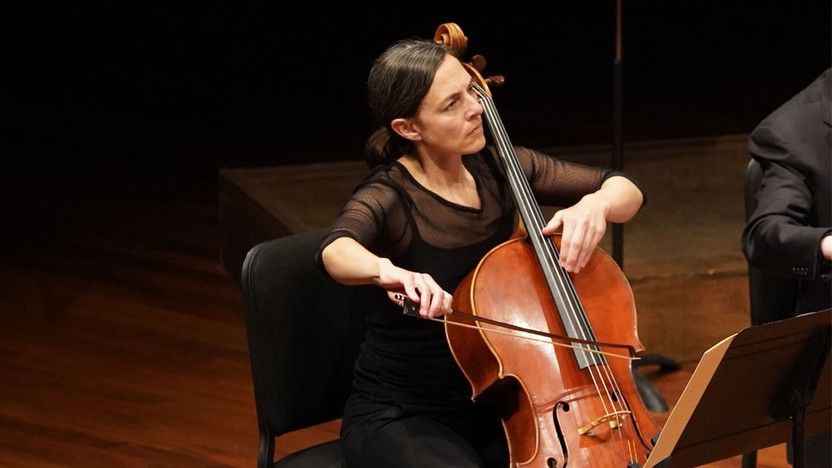 Julie Albers Plays Elgar\u2019s Cello Concerto