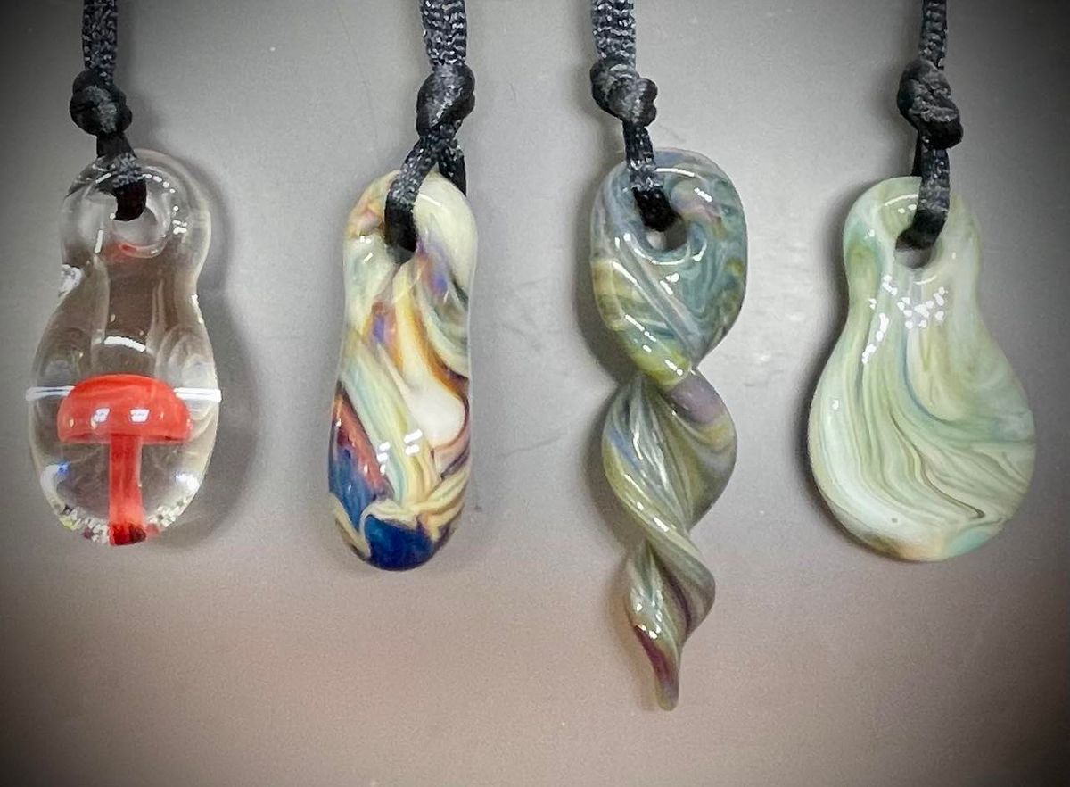 Blown Glass (Lampwork) Pendant Making Experience with Mike Hurst