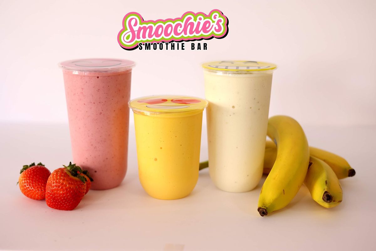 Smoochies Smoothie Bar Ribbon Cutting