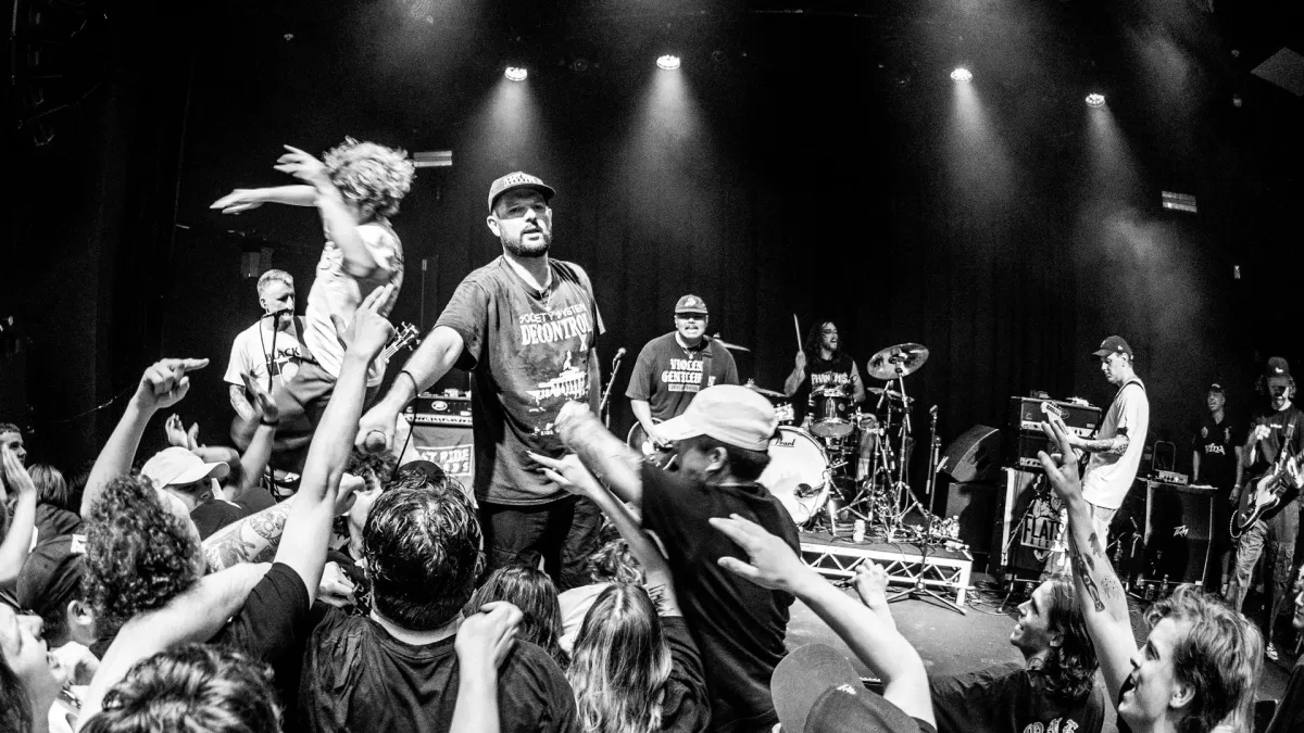 Secret World, Speed, Scowl, End It in Melbourne