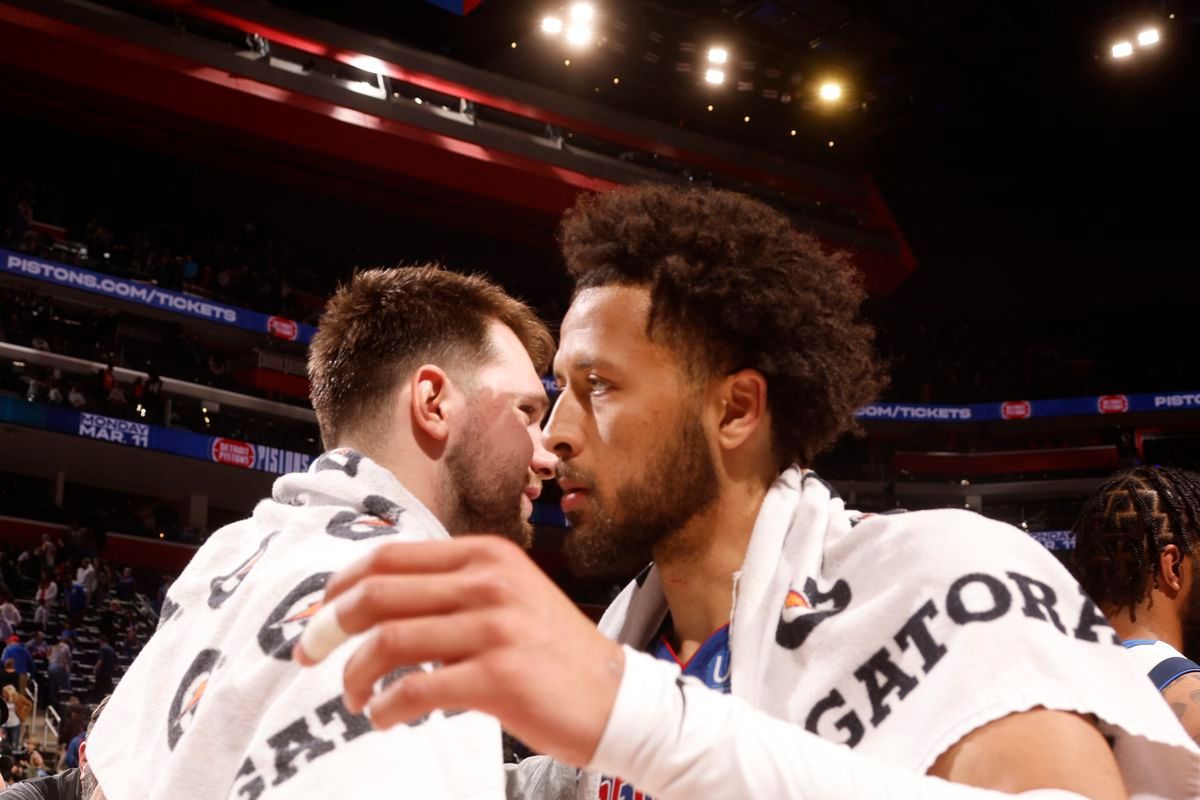 Detroit Pistons at Dallas Mavericks at American Airlines Center - TX