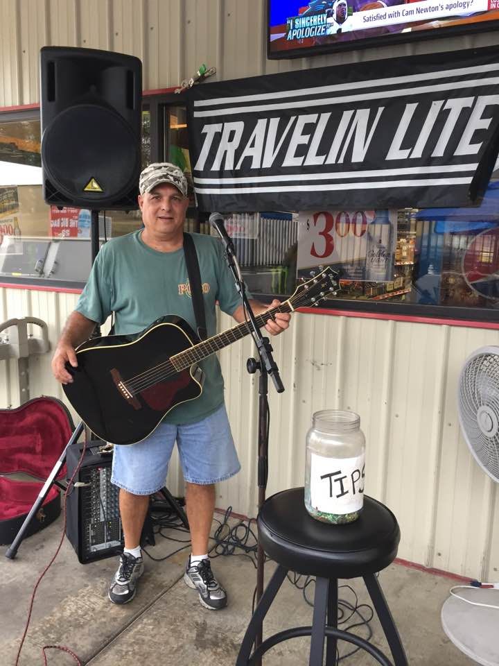 Travelin Lite Mike Playing National Night-Out Block Party on 11th St between Russell & Allen