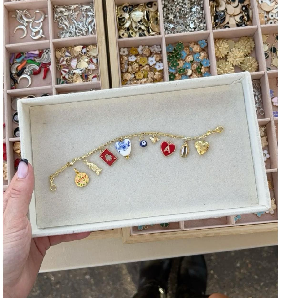 Galentine's Charm Bar