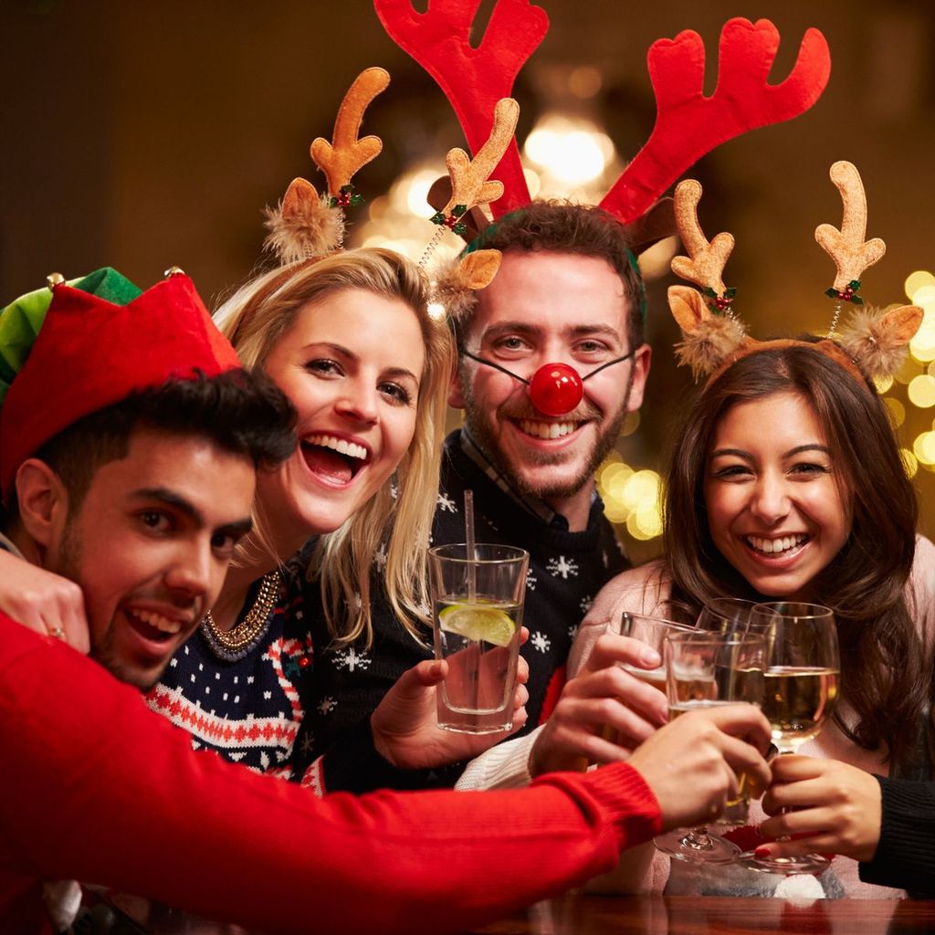 Camden Christmas Santa Pub Crawl + Free Santa Hats \/\/ 5 Venues +MORE!