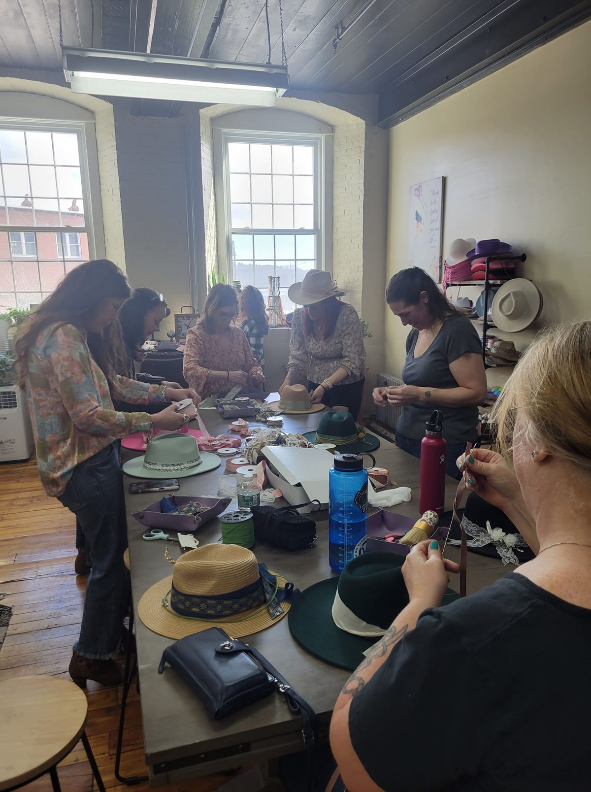 Winter Hat Bar Workshop