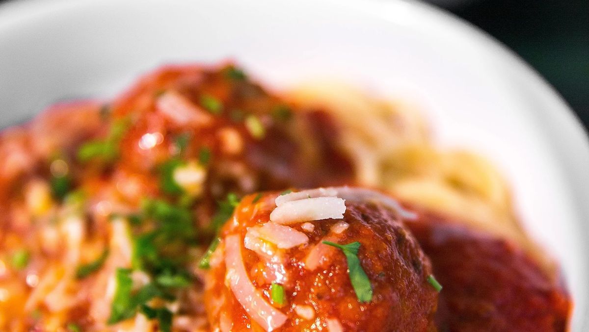 NONNA'S FRESH PASTA and MEATBALLS