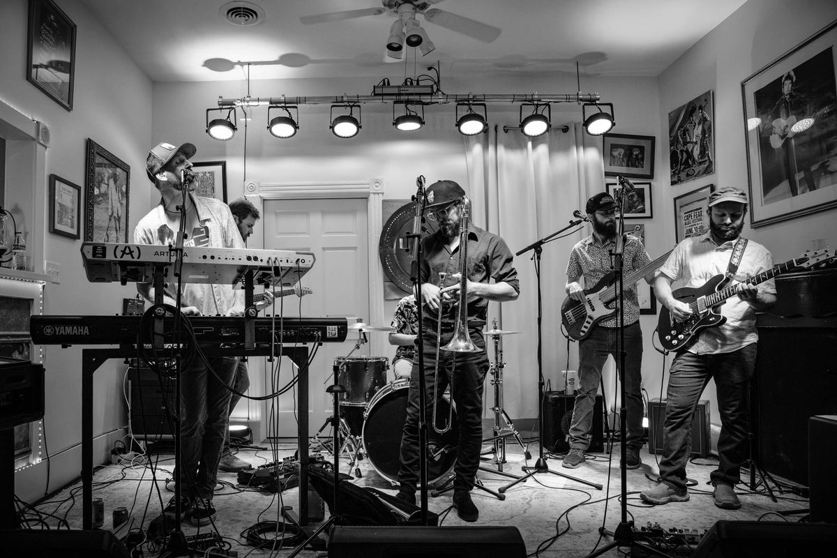 Brown Dirt Cowboys at Jimmy\u2019s 