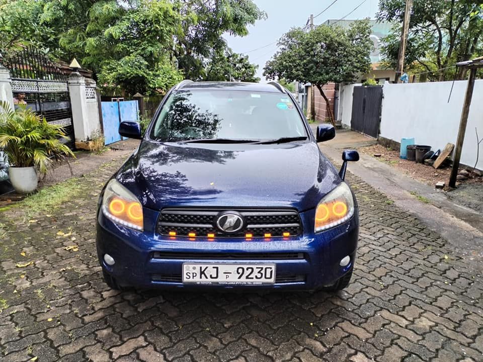 2nd Owner Toyota RAV4 Jeep Sale