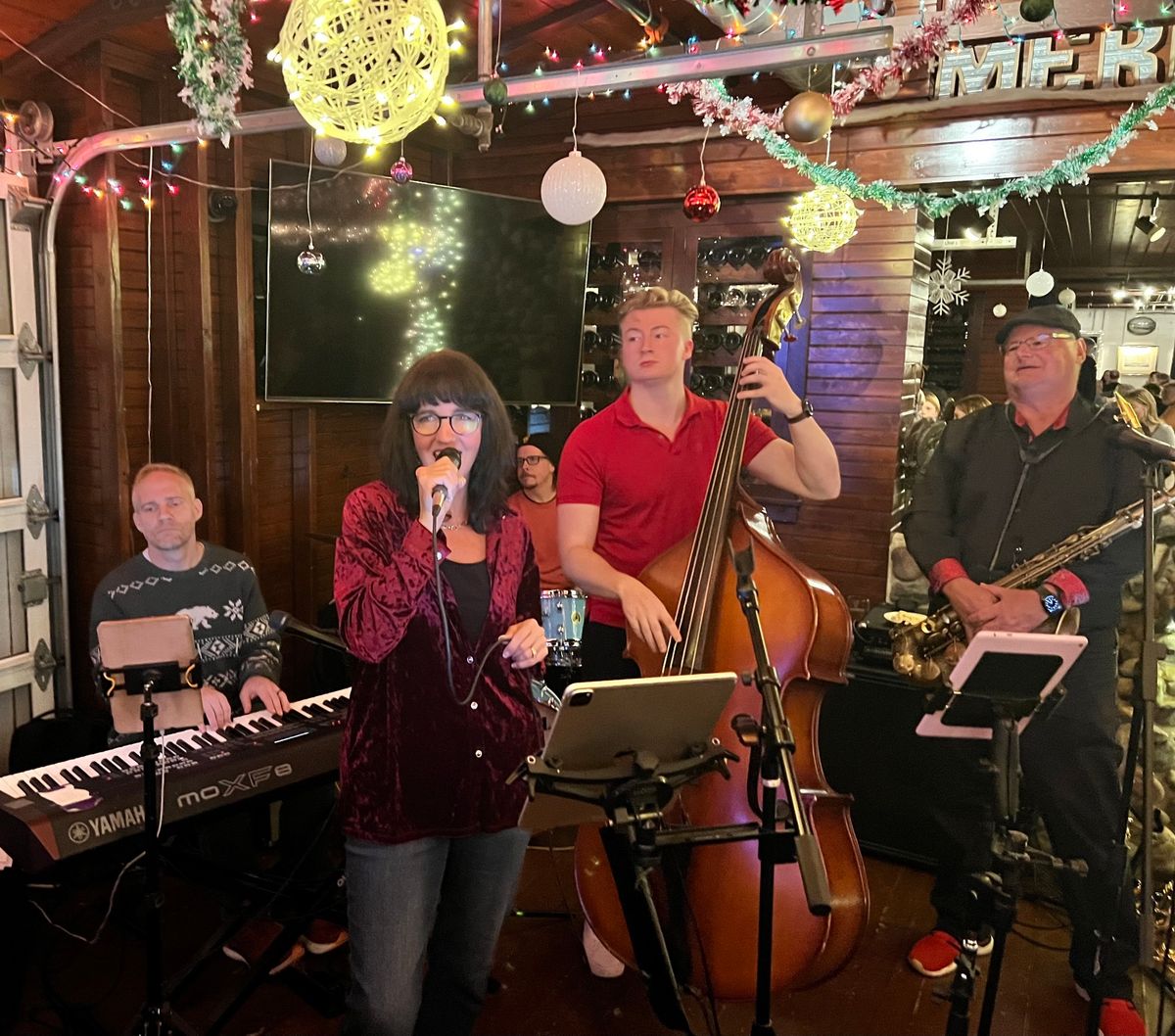 The Barn Cats at Lola\u2019s Lakehouse 