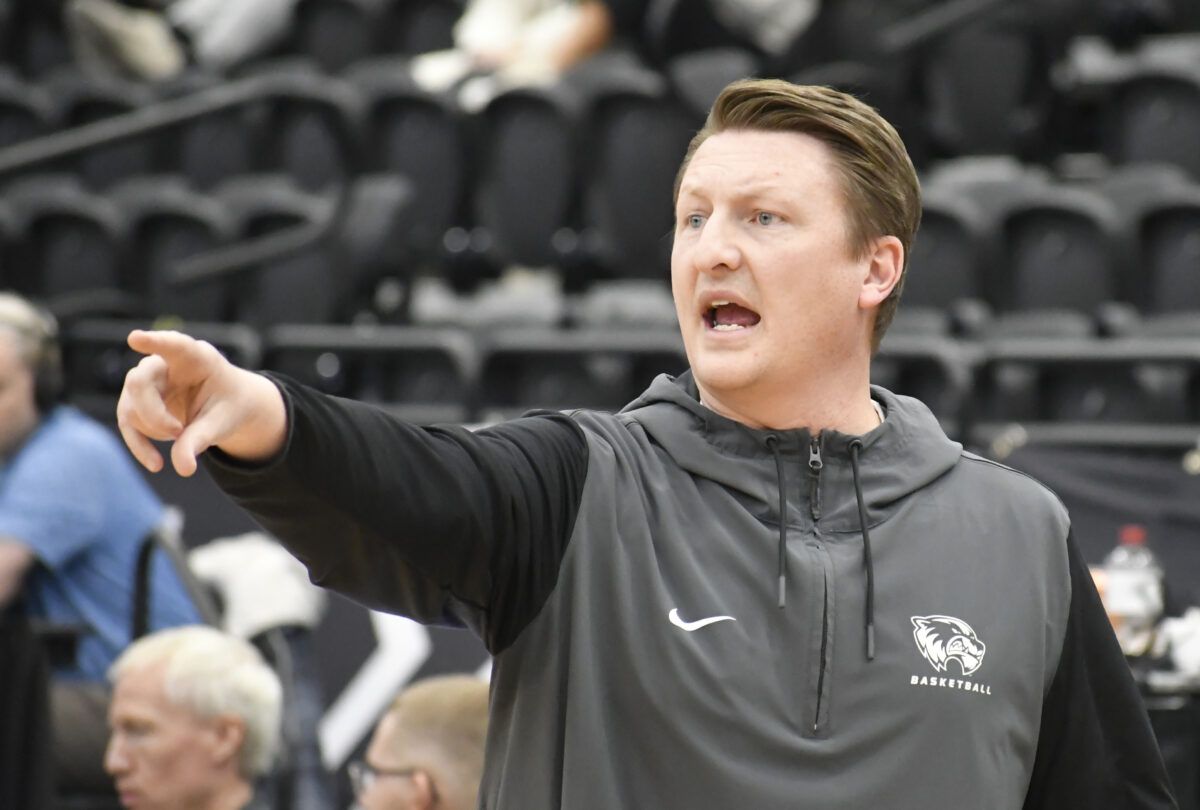 Kansas City Roos Women's Basketball vs. Utah Valley Wolverines