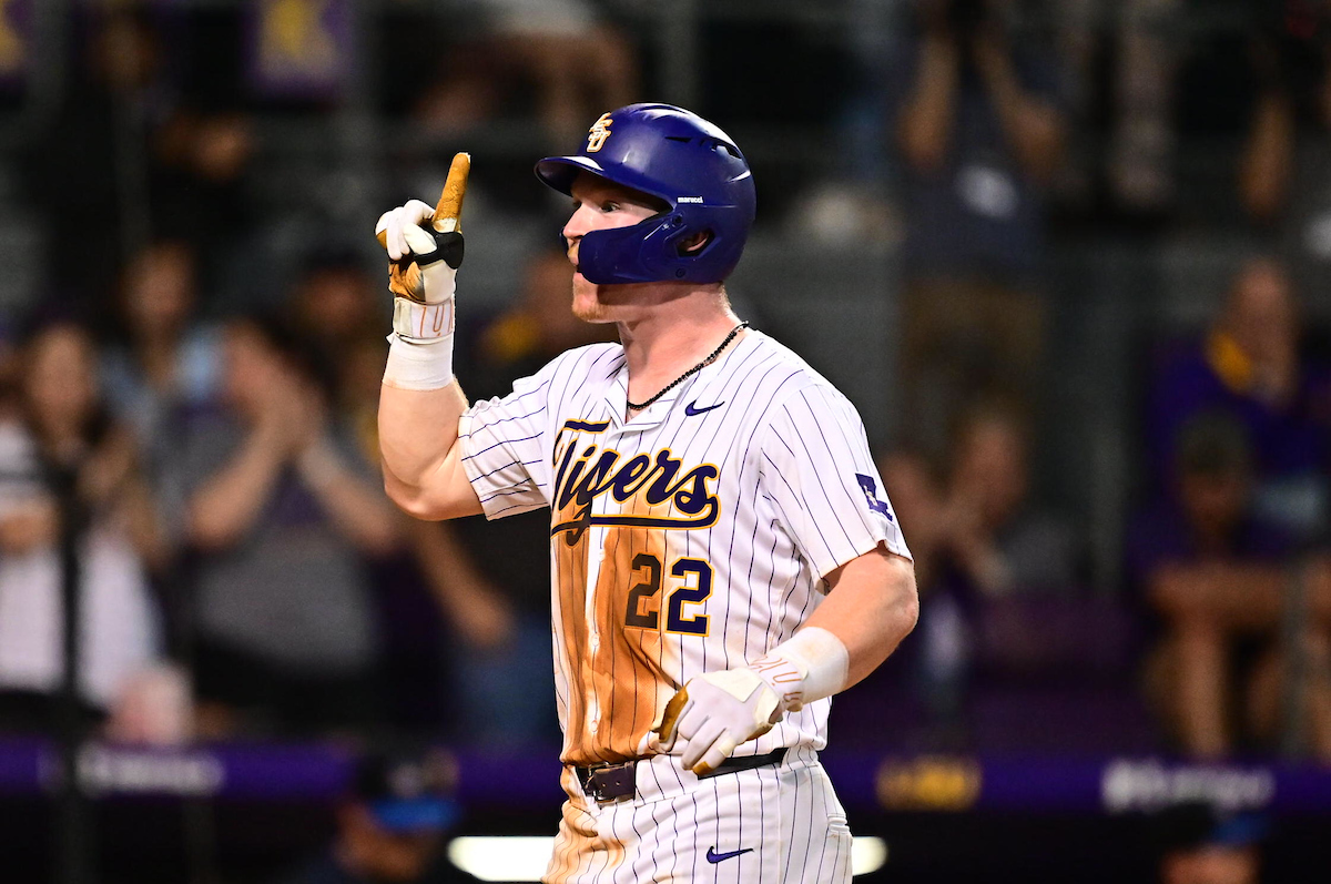 McNeese Cowgirls at LSU Tigers Softball