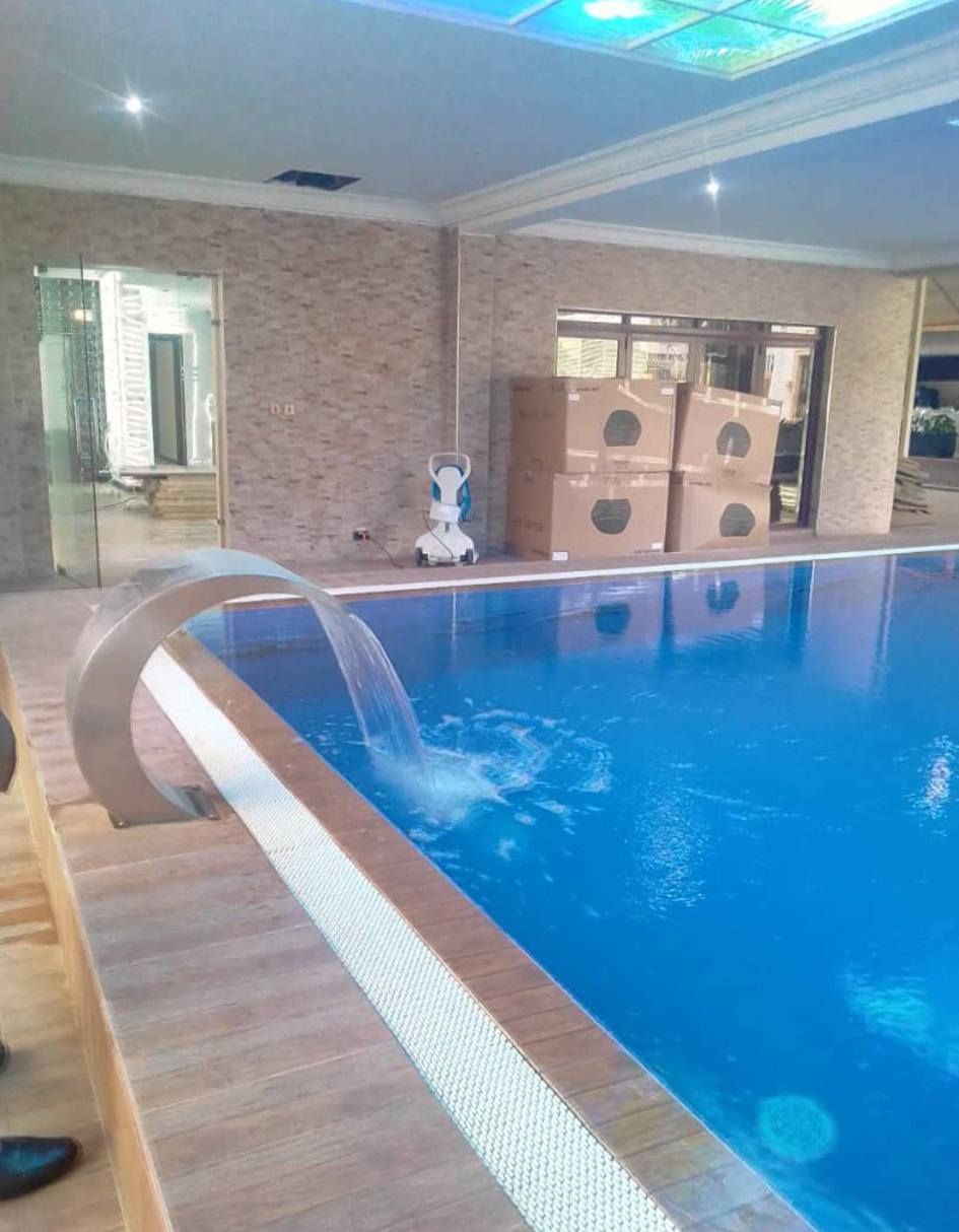 Transform Your Space with a Stunning Swimming Pool!