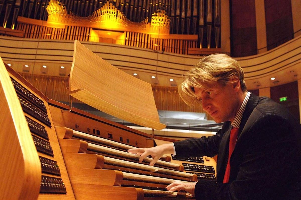 XAVER VARNUS IN TORONTO - THE LEGENDARY ORGAN VIRTUOSO PLAYS BACH & MOZART