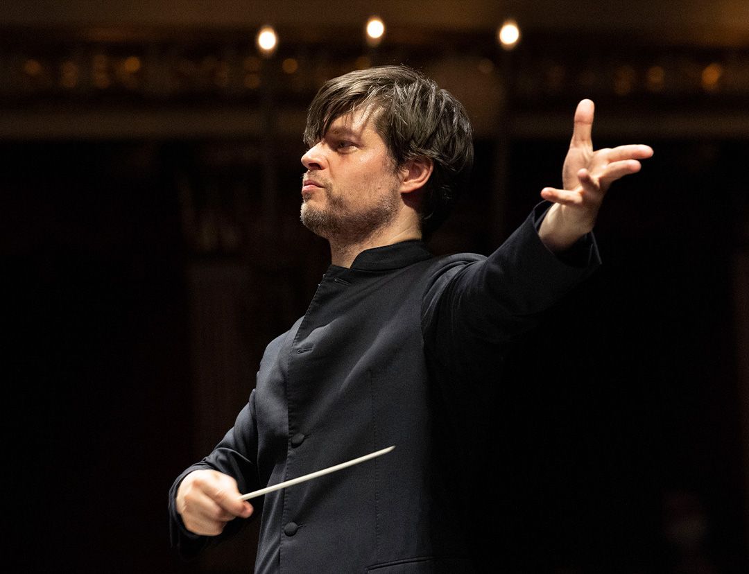 Valcuha Conducts Mahler 9 at Jones Hall at Wortham Center